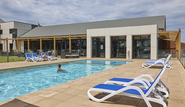 Golf Course Retreat with Pool At Barwon Heads in Connewarre