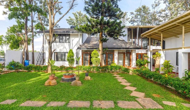 Grandé Luxe 5BHK VillaTheatre HennurManyata