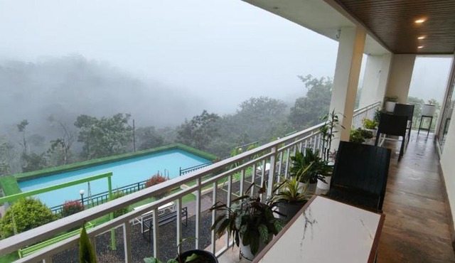 Grand Resorts