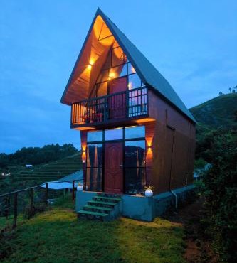 Hie Moksha Glamping