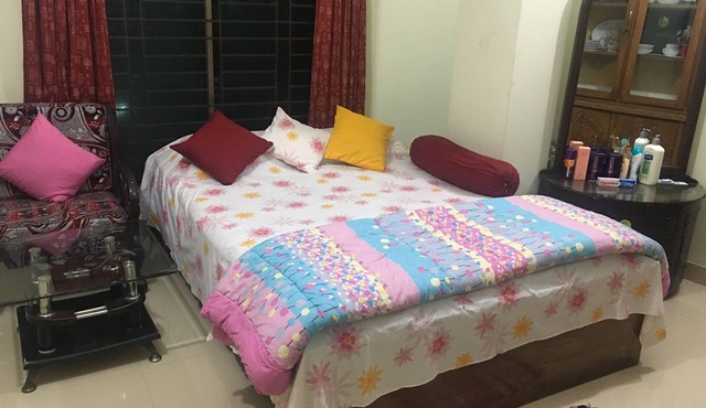 Highly secured apartment at Bashundhara R/A near Gulshan in Dhaka
