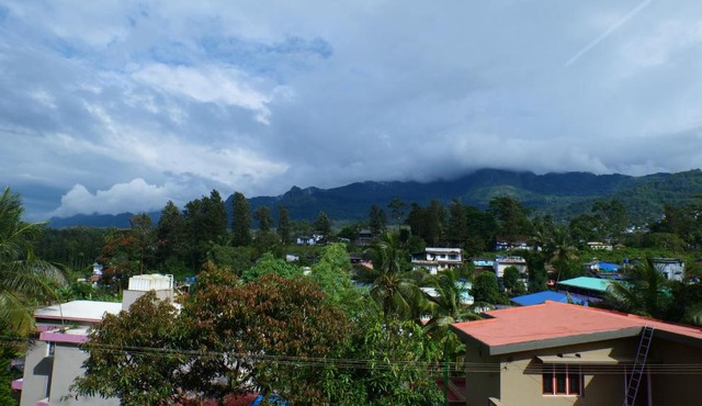 Hillside Hideaway Gudalur