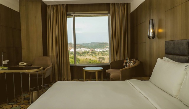 Holiday Inn Chandigarh Panchkula, an IHG Hotel