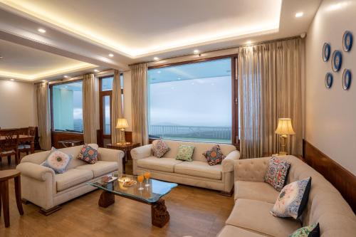 Hostie Mystica Premiere - Huge 3BHK Luxury home with Himalayan Views
