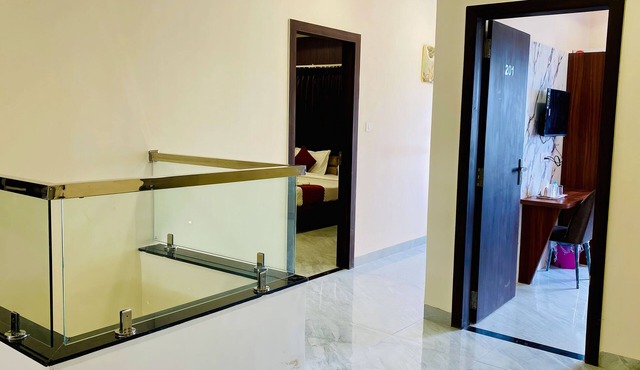 Hotel Anand Palace & Restaurant in Indore