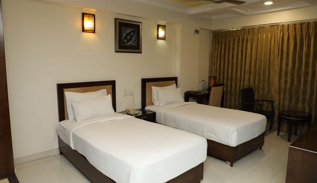 Hotel Anantha Executive Suites