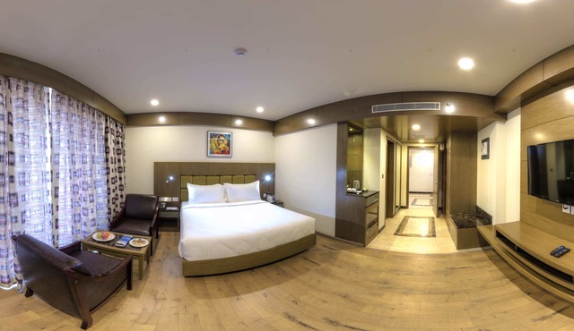Hotel Benzz Park Vellore