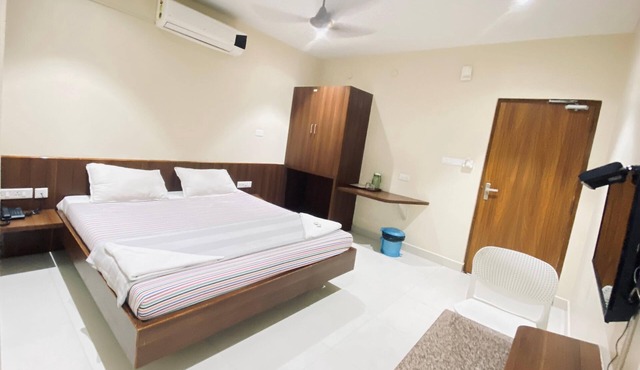 Hotel Chakrie Residency New