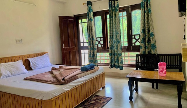 Hotel Gautam Khajjiar