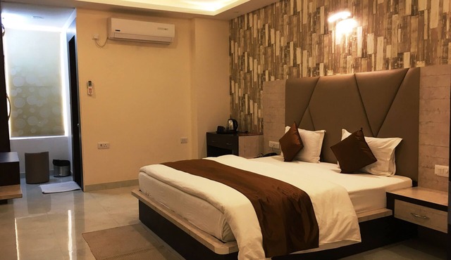 Hotel K3 Club Residency in Jhansi