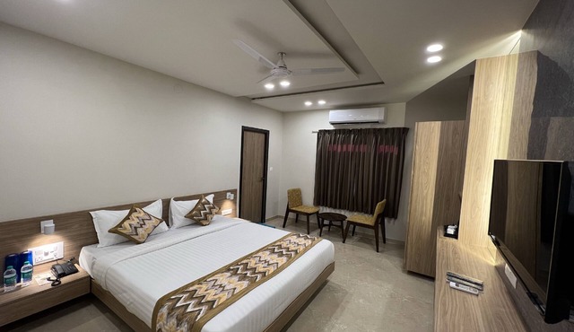 Hotel Natham By Vrinda