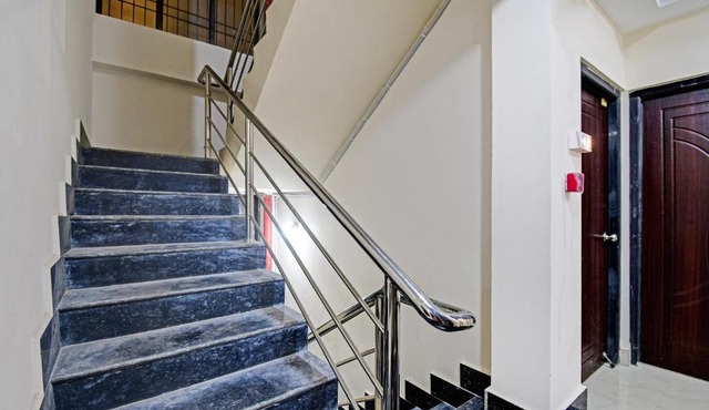 Hotel O ASHIRBAD PALACE