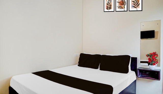 Hotel O BHANUNANDANA BOARDING & LODGING Basaveshwar Nagar