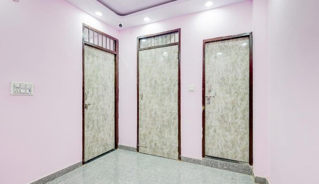 Hotel O Govind Residency