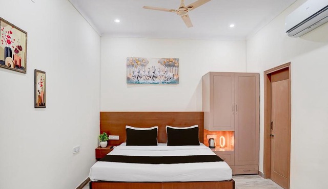 Hotel O Royal Heritage