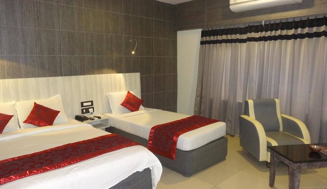 Hotel River Bay