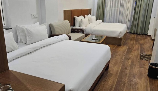 Hotel Rivervale Pipalkoti in Pipalkoti