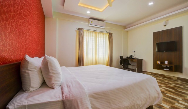 Hotel Royal Suites