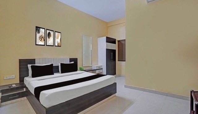 Hotel Sri Krishna Palace