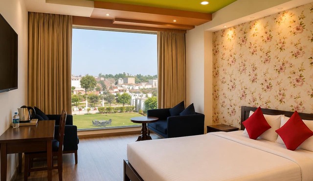 Hotel Vrindavan Sultanpur in Sultanpur