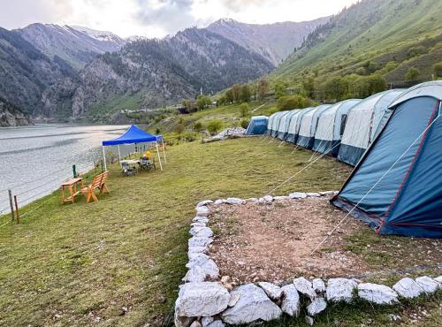 Kishangangacampsgurez