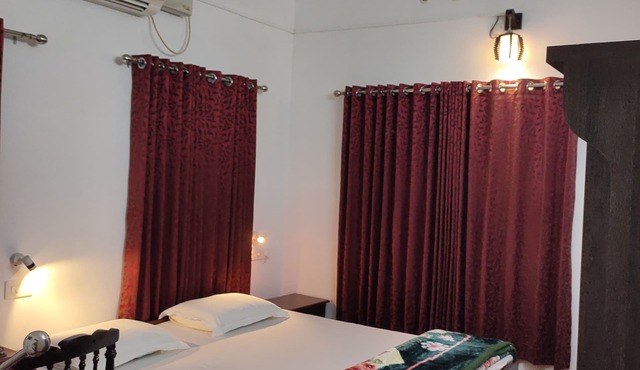 Kuttickattil Gardens Home Stay