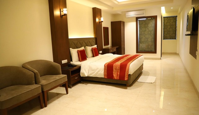 Lavanya Motel
