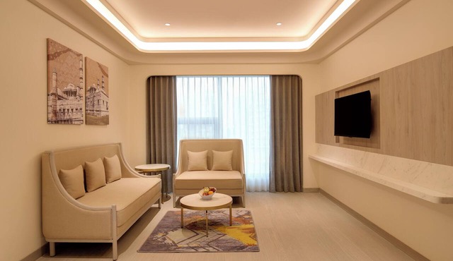 Lemon Tree Hotel, Bharuch in Bharuch