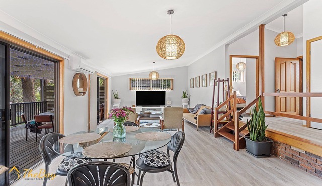 Little Bobby - Pet Friendly - WiFi - Air Con - Huge Deck in Lemon Tree Passage