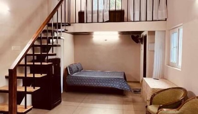Little Chandhana Guest House