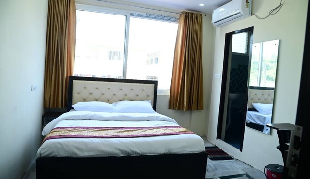 Lotus Park Hotel