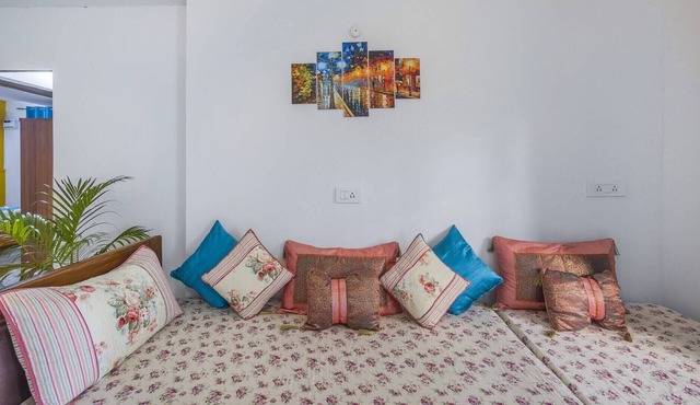 Lovely 2 Bedroom Living Hall Full Kitchen Scinic View