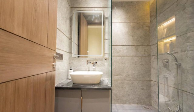 Luxora 1 BHK Serviced Apartment in Gurugram/Gurgaon