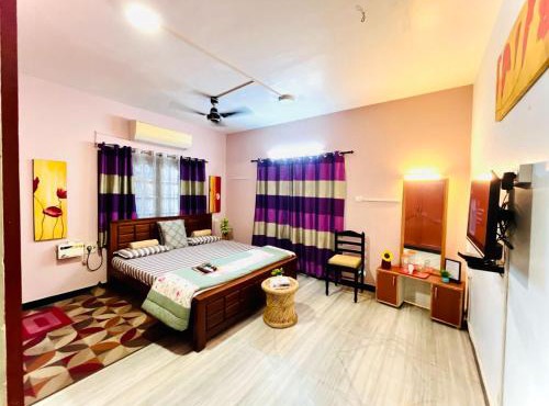 Manisha Service Apartment