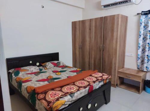 Melody Rooms in a Shared Flat, Apartment