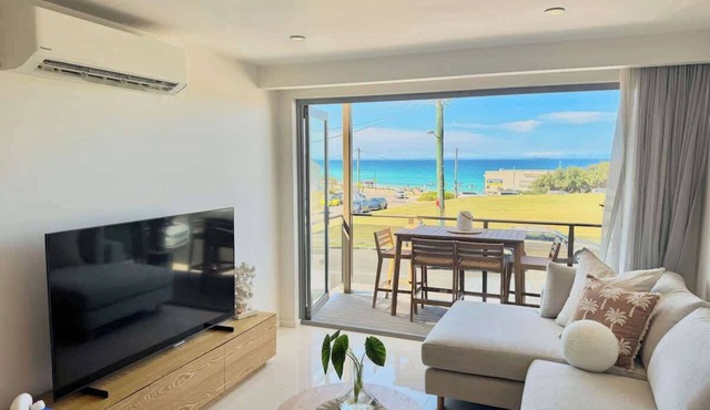 Merewether By The Beaches Newcastle, Free Parking in Merewether
