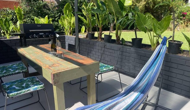 Modern studio apartment with private patio in the foothils of Adelaide in Athelstone