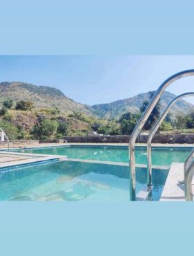 MOUNTAIN RANGE VILLA