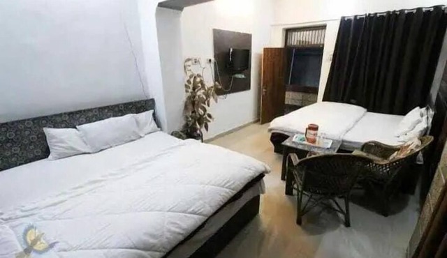 Narayani Guest House By GRB