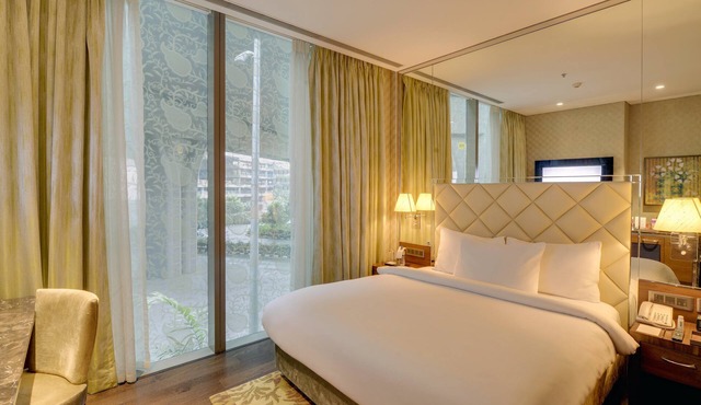 Niranta Airport Transit Hotel & Lounge Terminal 2 Arrivals