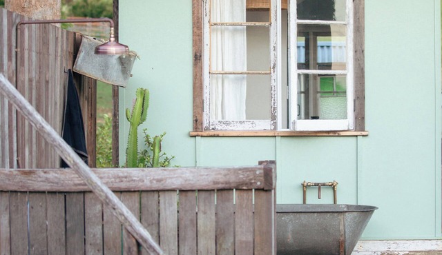 Off-grid Tiny Home in Byron Bay’s Hinterland in Coopers Shoot