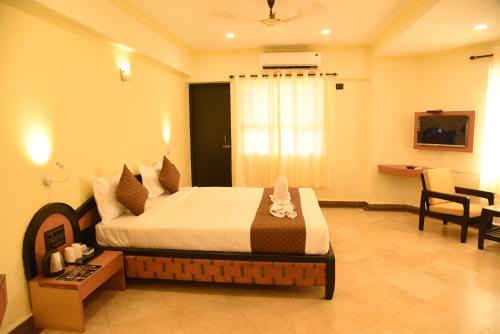 Om Shiv Hotel Formerly The Treat Hotel