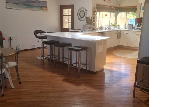 Open plan large home with outdoor patio and kitchen area in Esperance