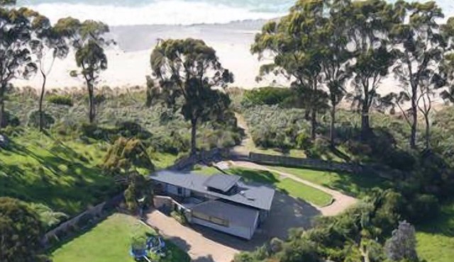 Pavilion on Pirates. in Eaglehawk Neck