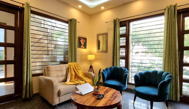 Peaceful Home2 Stay by Six Lane