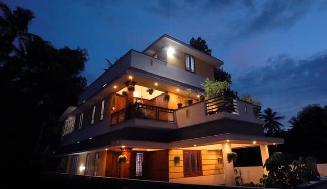 Premium Homestay in Thiruvananthapuram (2 Bedroom, Individual First Floor)