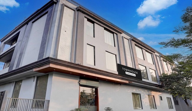 Premium Red Cross Amritsar Amar Villa