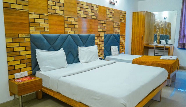 private rooms in mahipalpur