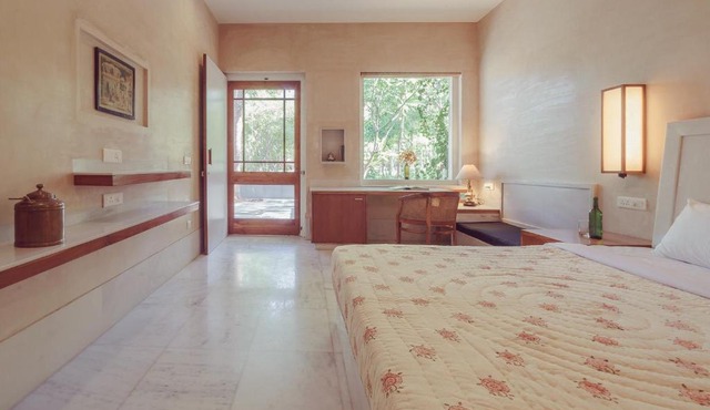 PushkarOrganic - Lux farm resort with pool in Pushkar
