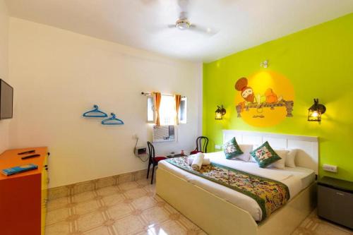 Rainbow Inn Kashi Vishwanath Temple 4 km